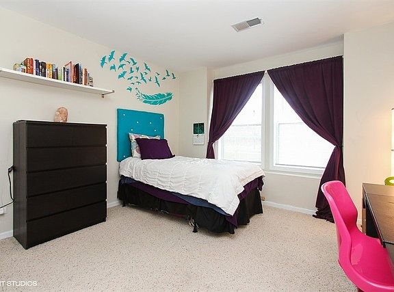 5th image of 1727 W Hawkes St Unit 6