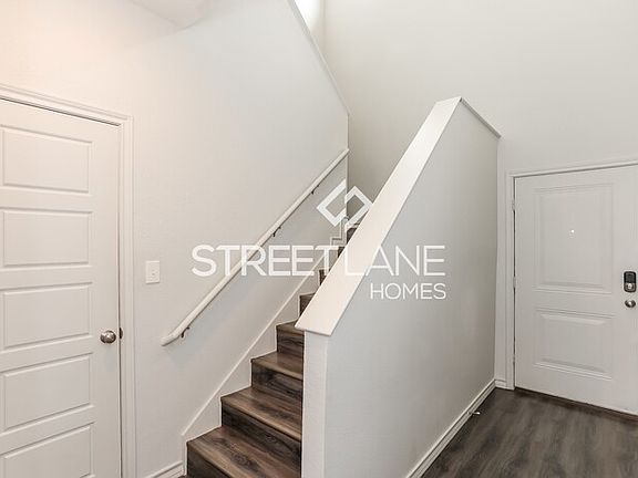 2nd image of 3301 Brambleton Hill Pl