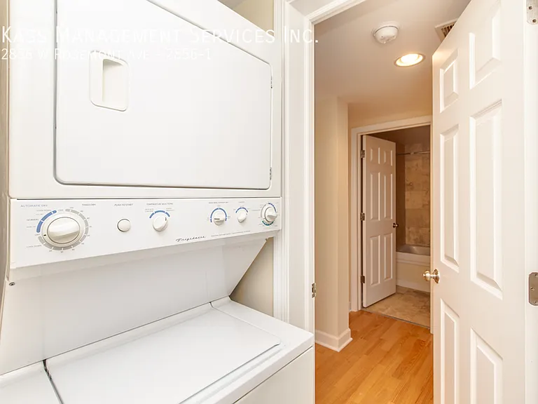 2856 W Rosemont Ave #1 — Photo 6
