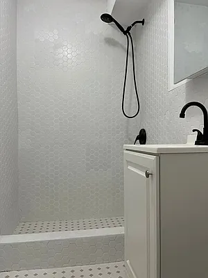 Rented by Moving Forward Real Estate NYC | media 38