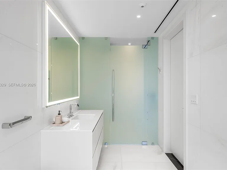 300 Biscayne Boulevard Way #2601E — Photo 31