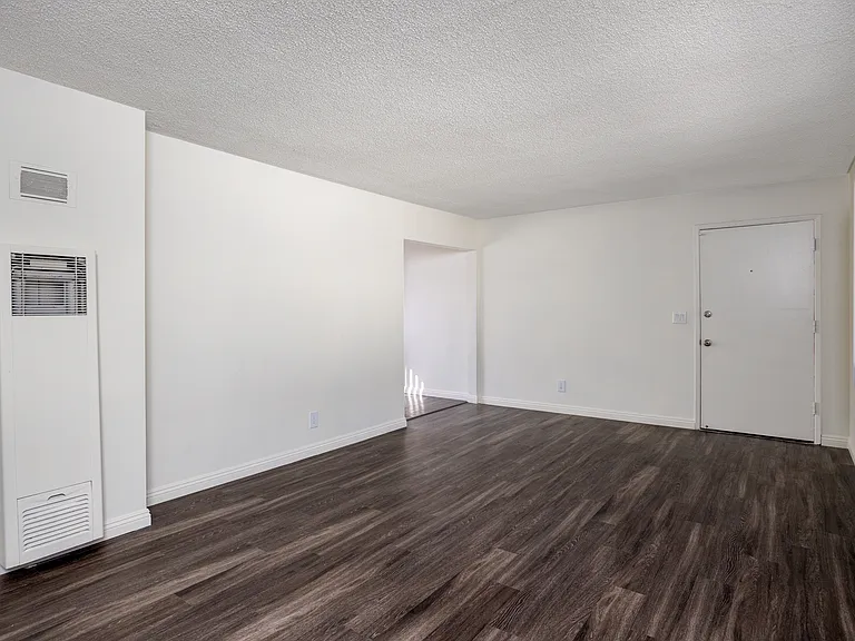 165 California St — Photo 10