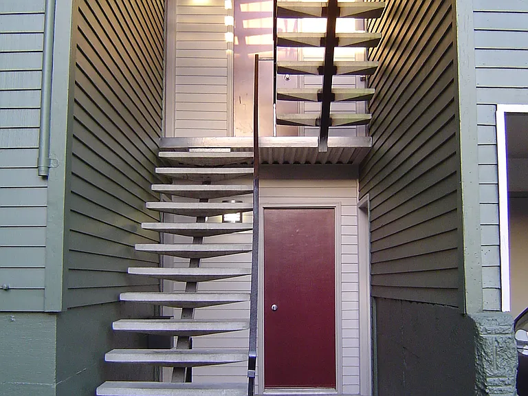 12037 Des Moines Memorial Dr S #5 — Photo 14