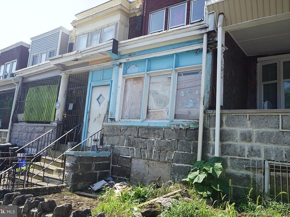 2nd image of 948 E Tioga St
