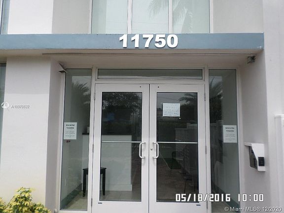 5th image of 11750 NE 16th Ave APT 409