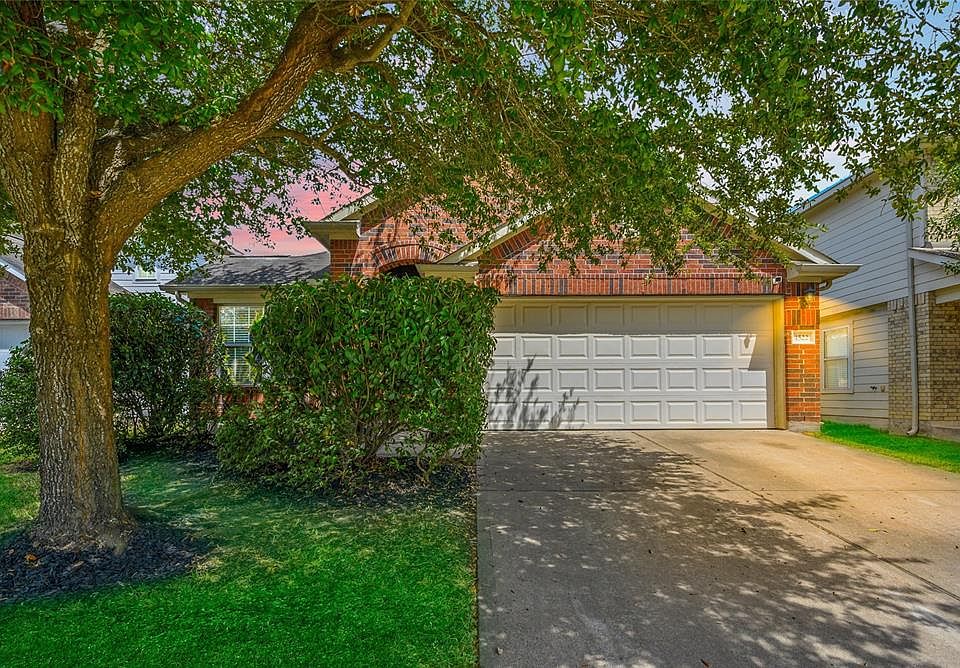 1st image of 1522 Darfield Ct