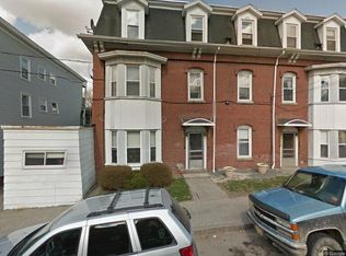 42 College St #5, Lewiston, ME 04240