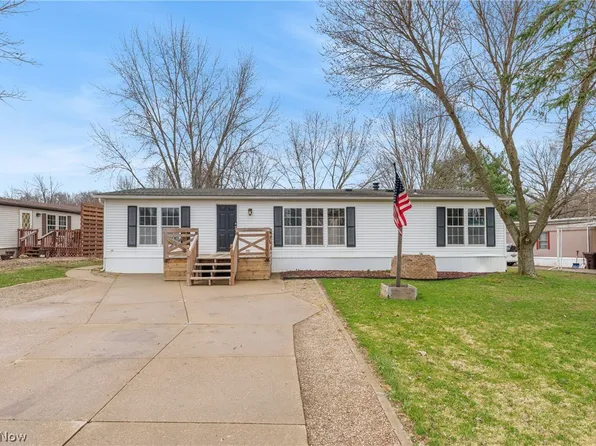 62 Thomas Blvd NW, Massillon, OH 44647