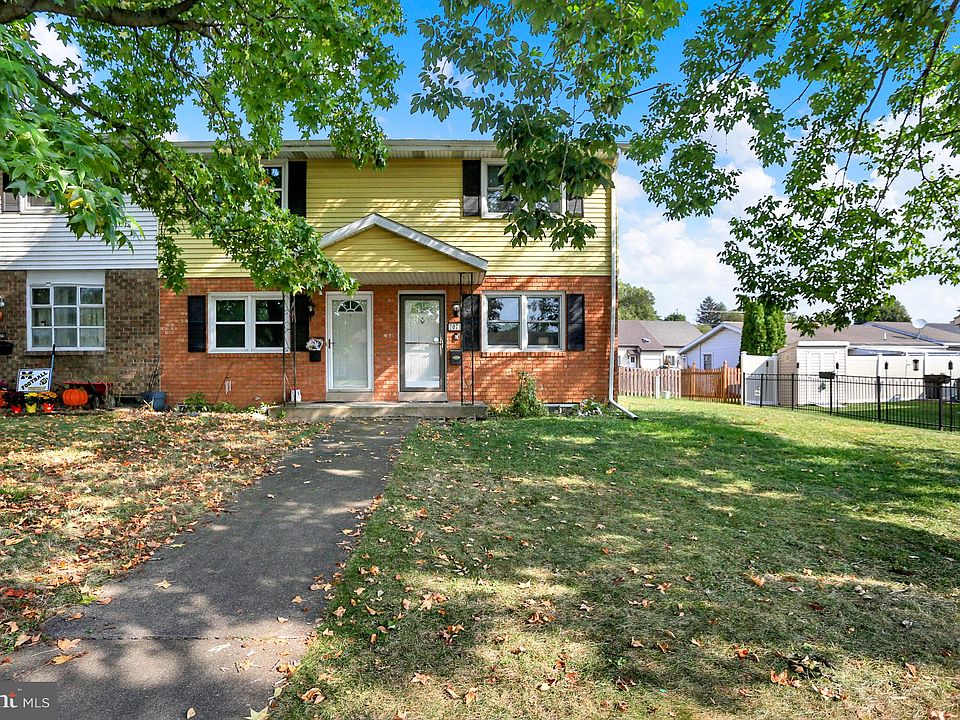 1st image of 2071 Brentwood Dr