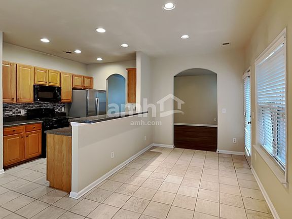 4th image of 5177 Rosewood Pl