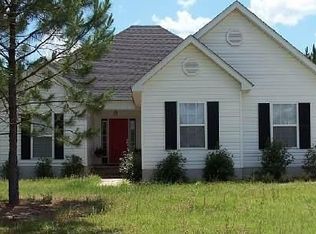 1910 Parker Rd, Statesboro, GA 30461