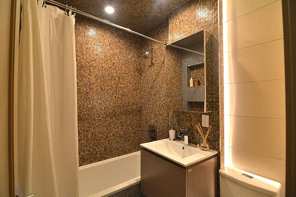 Rented by Hagstrom Management Inc | media 21