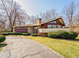 6895 Dublin Fair Rd, Troy, MI 48098