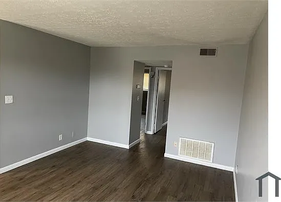 3108 Springfield Dr #3 — Photo 11