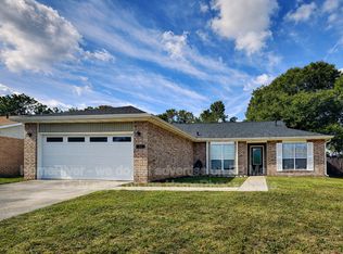 111 Steeplechase Dr, Crestview, FL 32539