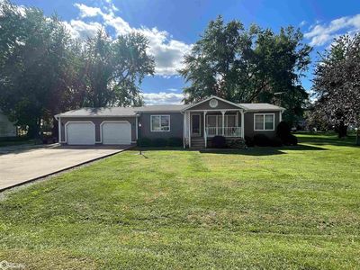 327 S Pine St, Fremont, IA, 52561
