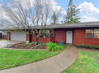2825 Waverly Dr, Cameron Park, CA 95682
