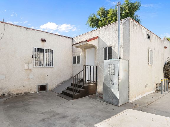 5th image of 8960 San Luis Ave