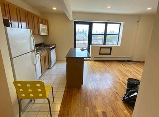 30-18 37th Ave #6, Long Island City, NY 11101
