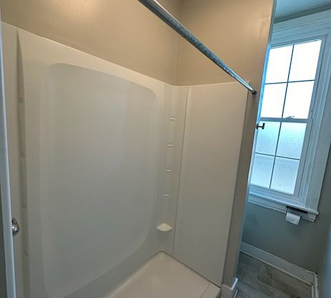 5th image of 127 N Duke St Unit 1