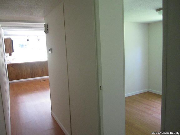 4th image of 185 Eastern Parkway Ext