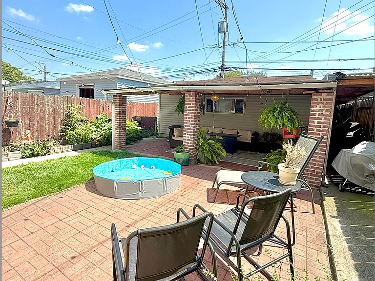 2235 N Springfield Ave #G — Photo 11