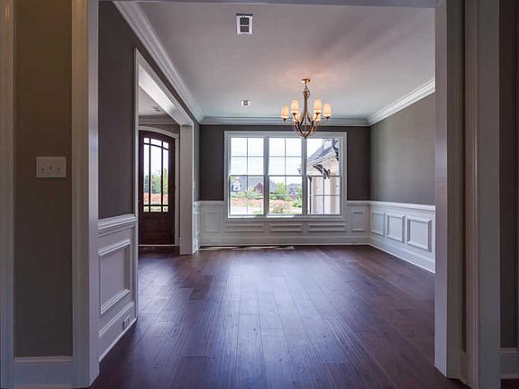 2nd image of 1317 Turning Leaf Ln