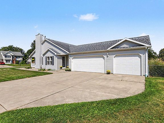 3rd image of 3987 Michelle Dr