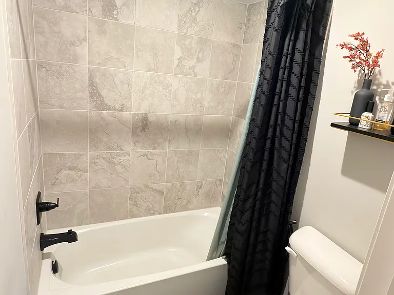 8951 Philmont Curve Dr — Photo 36