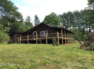550 Echo Hill Dr, Green Mountain, NC 28740