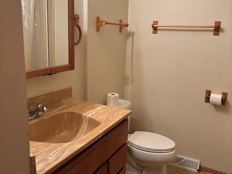 4331 W Tripoli Ave #B — Photo 7