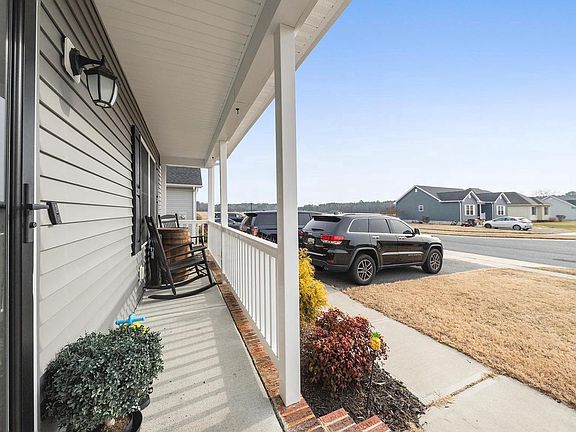 3rd image of 2110 Southern Fields Dr