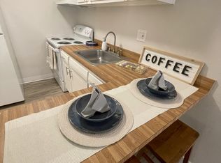 1717 Woodland Ave APT 307, East Palo Alto, CA 94303
