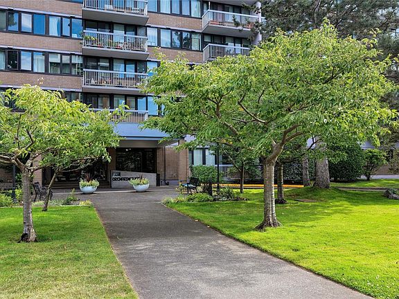 5th image of 647 Michigan St #2104