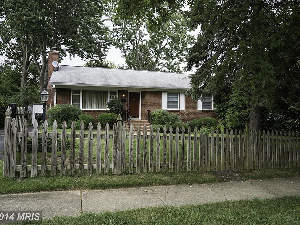 1st image of 1811 Mount Pleasant Dr