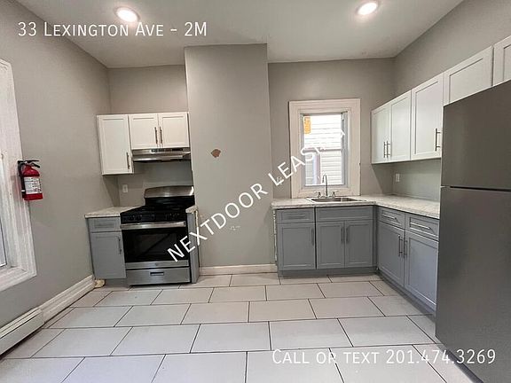 2nd image of 33 Lexington Ave #2M