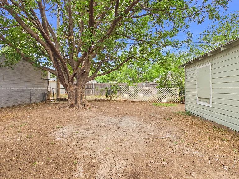 4308 S Jackson St — Photo 23