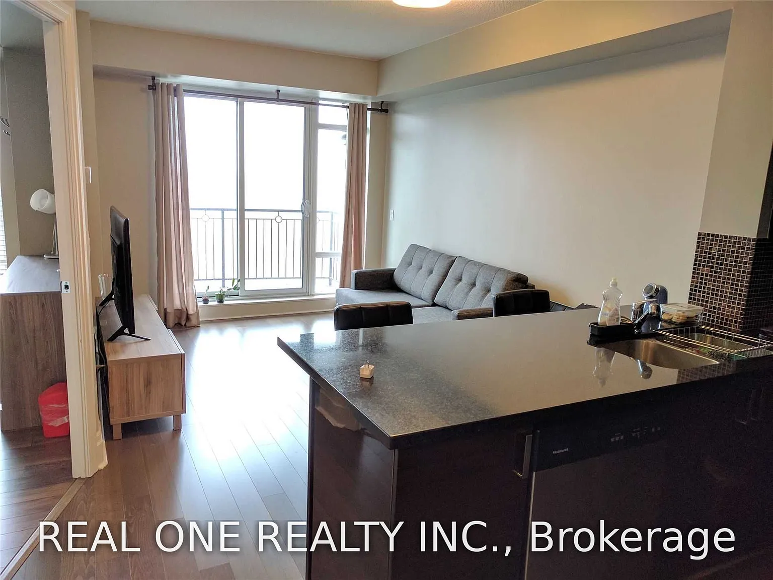2 bed, $2,250 — Photo 2