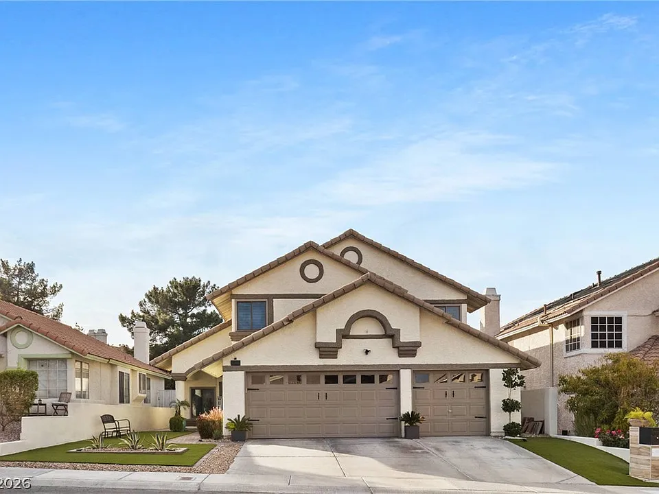 407 Crater Ct