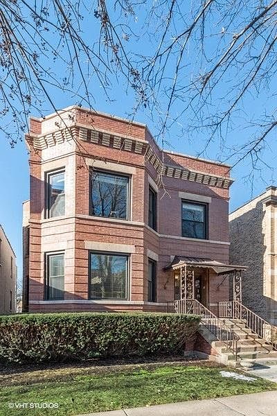 1st image of 4518 N Artesian Ave #1