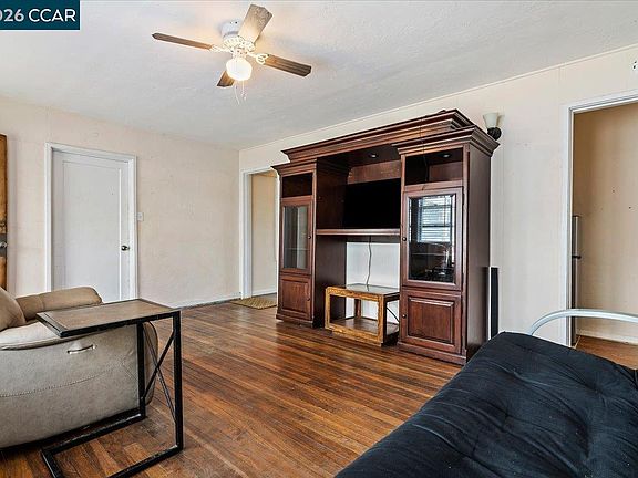 5th image of 178 Army St