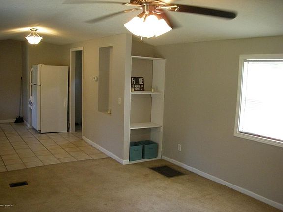 Yellow Bluff Family/Kitchen Combo