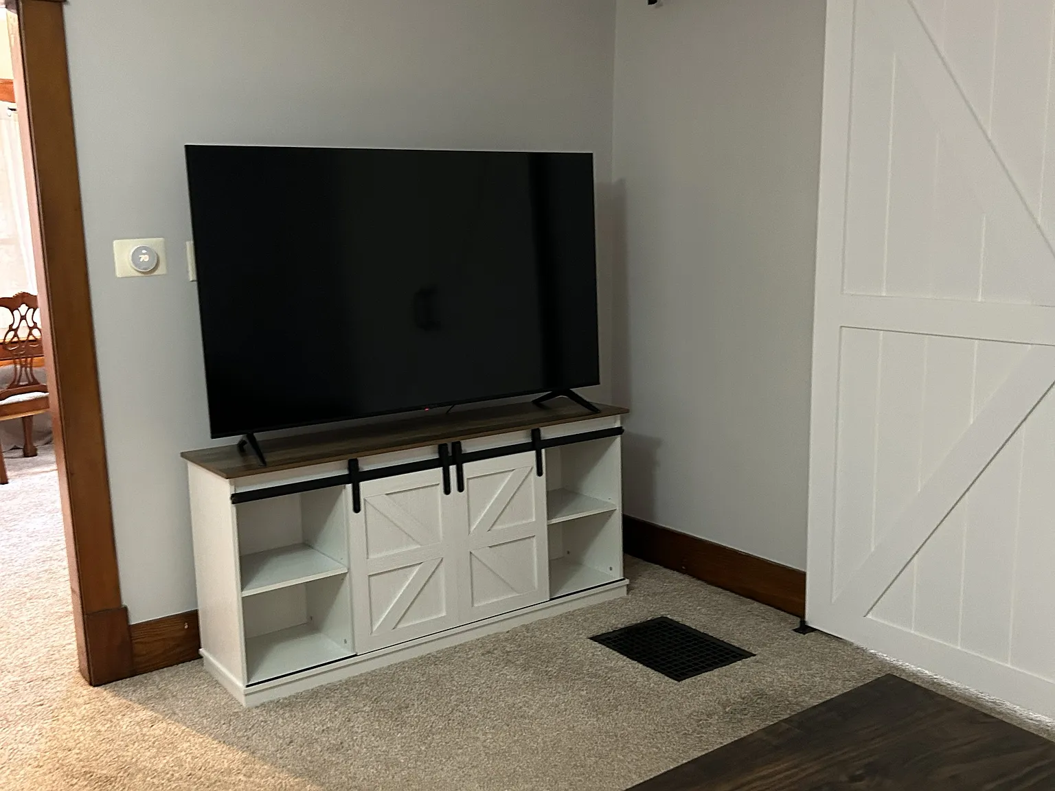 1 bed, 960 sqft, $1,750 — Photo 3