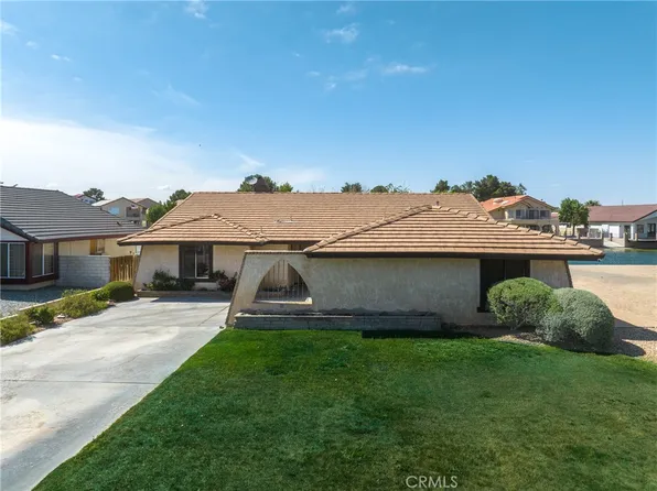 14458 Lighthouse Ln, Helendale, CA 92342