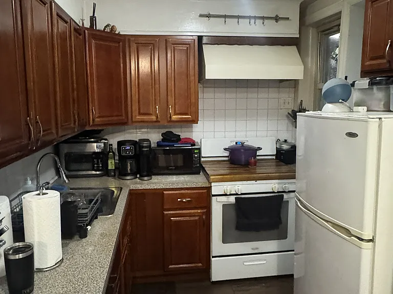 11 Mackay Pl #1 — Photo 3