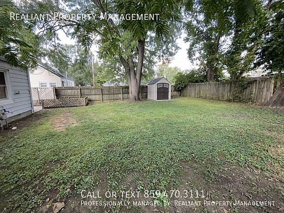3rd image of 102 Staton Ct