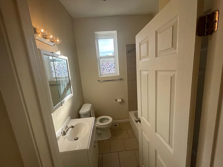 3146 California Ave — Photo 4