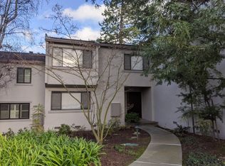 122 Sand Hill Cir, Menlo Park, CA 94025