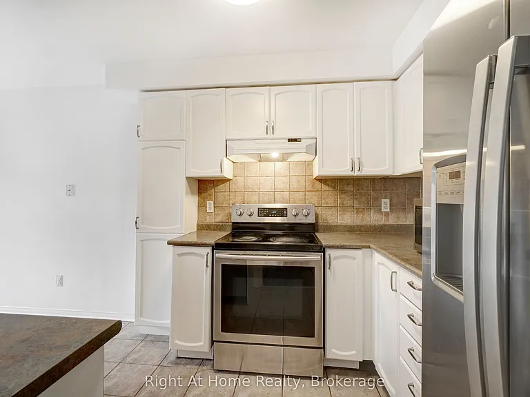5223 Fairford Cres #51 — Photo 18