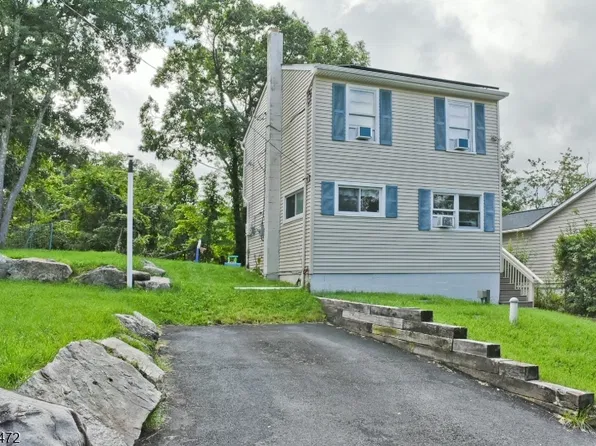 117 Vermont Trail, Hopatcong Boro, NJ 07843